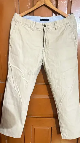 Tommy Hilfiger Classic Mens Chino Pants - Beige, Size 32W