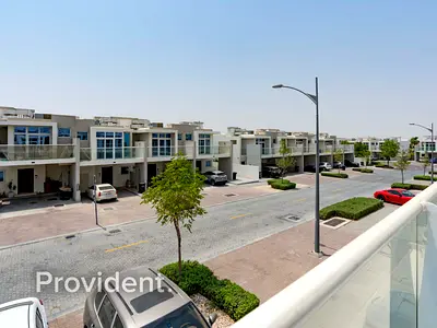 Single Row | High Private Living | Calm Location