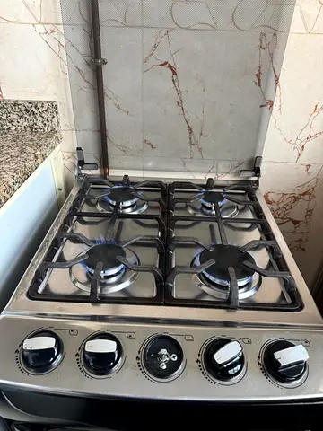 Stainless Steel 4-Burner Gas Stove – Good Working Condition