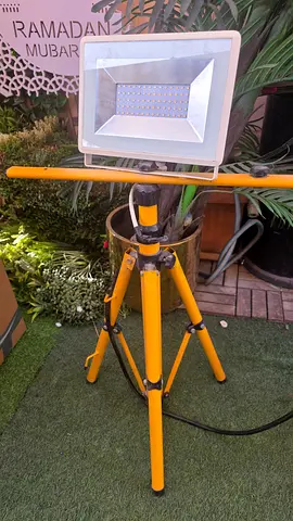Used LED Floodlight / Outdoor Spotlight. For 60.dhs
