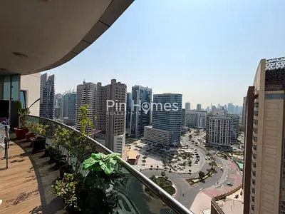Fully Upgraded | Close Kitchen | Direct Access to Sheikh Zayed Road