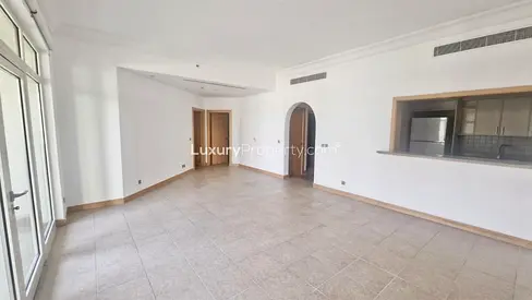 Community View | Well Spaced | Low Floor