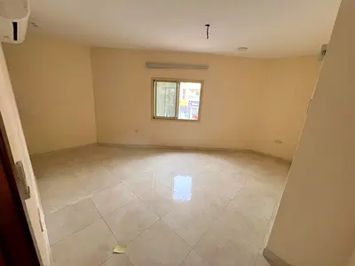 شقة للايجار السنوي في عجمان استوديو  منطقة العالية عجمان خلف  البيت المتوحد