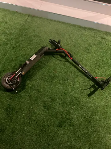 Used electric scooter – foldable commuter scooter, good working condition