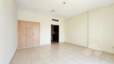 Studio Apartment | Vacant & Ready to Move in