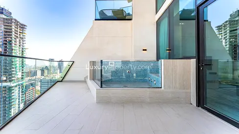 Fully Furnished | Park View with Pool on balcony