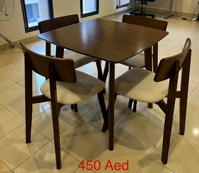 4 seater Dining table for sale