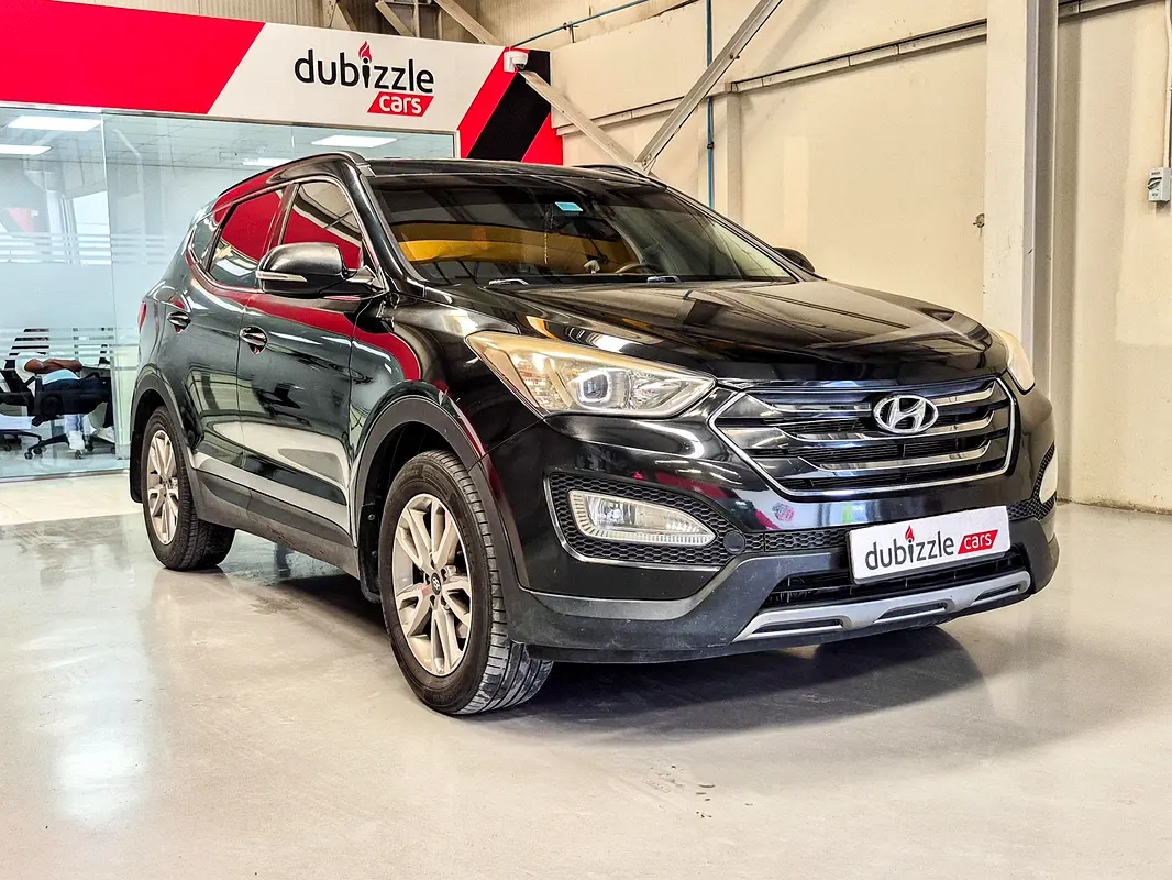 Hyundai Santa Fe 2015 — photo 1 of 14