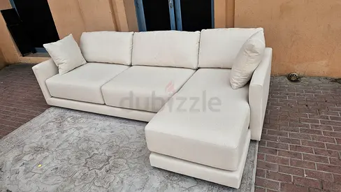 Crategbarrel L Shape Sofa Beige Good condition