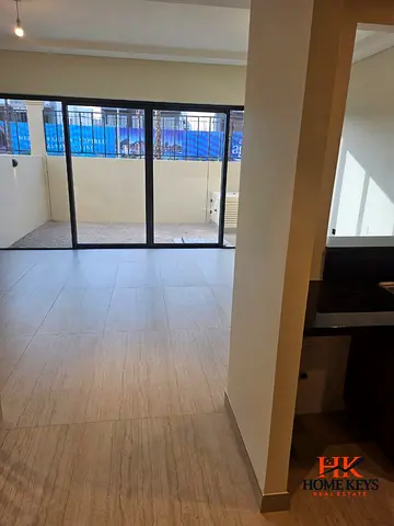 موقع مميز | 4 غرف نوم مع غرفة خادمة | جديد بالكامل | الأقرب إلى المدخل | جاهز للسكن | صف واحد