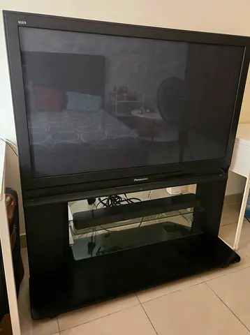 50 inch Panasonic TV Vera