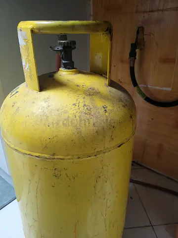 Gas cylinder 20.1 ,Sharjah @110 Aed
