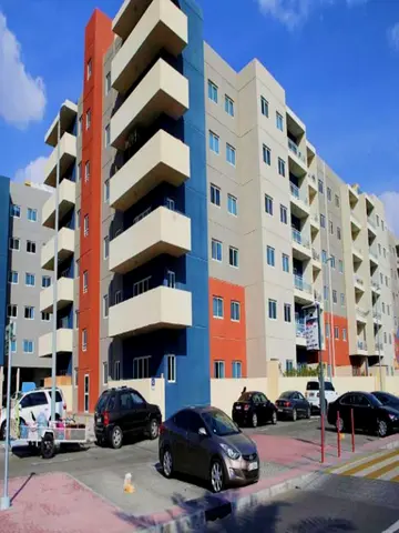 Fully Renovated || 2BR+Store || City View