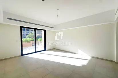 Spacious Layout | Unfurnished | Ready to Move In