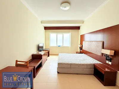 Huge size/Furnished studio/Near Metro