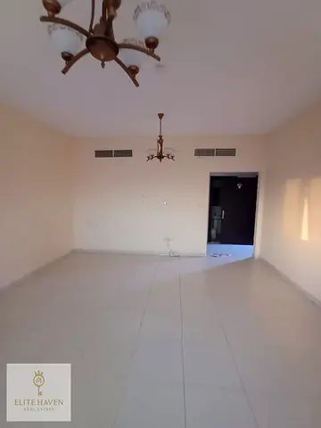 Luxury 1 bhk with balcony close hal. With parking free near to Sahara center with 6 cheque