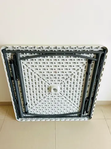 Foldable Plastic Square Table