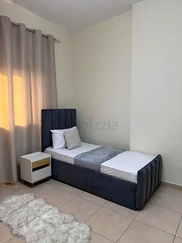 Room available in Jumeirah 1 for rent