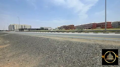 قطعة ارض كورنر للبيع منطقة الزاهية عجمان