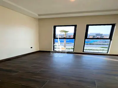 4 Bedrooms | Large Layout | Single Row