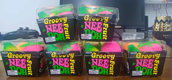 Lot of 6 Groovy NeeDoh Fruit Stress Balls – New in Box