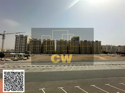 شقة واسعة مكونة من غرفتي نوم وصالة للبيع - قرية أميرة