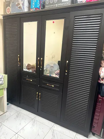 Dark Wooden 4-Door Wardrobe with Mirrors — Good Condition