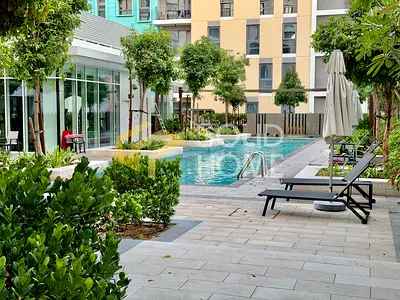 اطلالة المسبح | موقع متميز | تملك حر