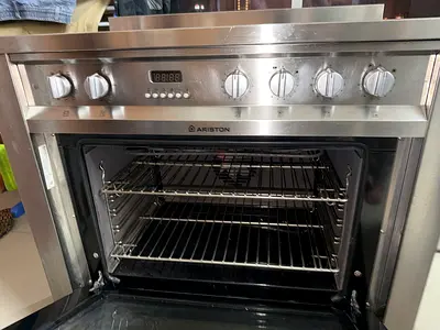 Electric 5 burners Ariston Cooker with Oven Grill
