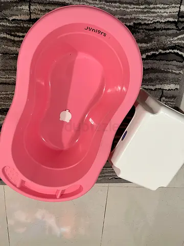 Pink Baby Bath Tub with White Step Stool - Good Condition