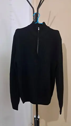 Black Half-Zip Ribbed Knit Sweater - Large (Terranova)