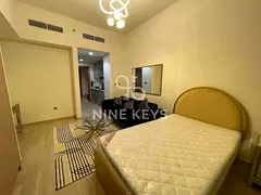 Spacious Layout / Ready to move / Furnished