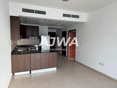 Kitchen-Equipped | Specious | Close to Metro /Tram
