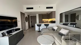 Furnished Optional | High Floor | Community View