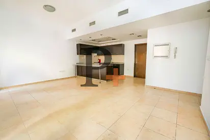 VACANT | READY TO MOVE | NEAR TO COMMUNITY