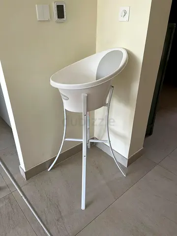 Shnuggle Bath with Stand