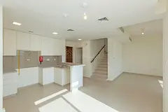 Single Row | Spacious 3BR | Soon to be Vacant
