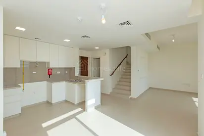 Single Row | Spacious 3BR | Soon to be Vacant