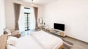 Middle Floor | Well Maintained | Prime Location | Fully Furnished