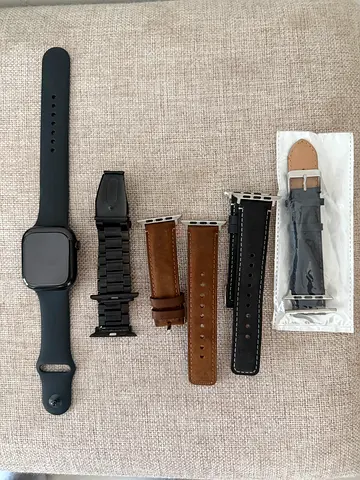 Apple Watch series 11 GPS 46mm under warranty and 4 new formal belts never used