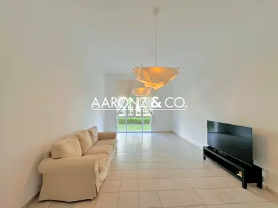 Investor Deal | Spacious Upgraded | Furnished