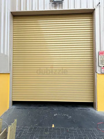 Automatic rolling shutter