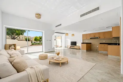 Park and Lake View Type 1E Converted to 5 bed