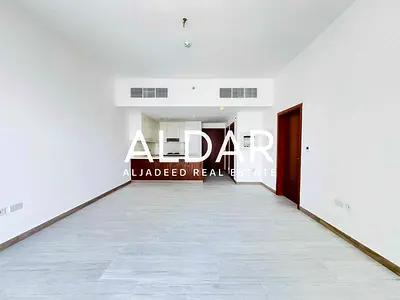 Luxury Living | Laundry Room | Open Kitchen