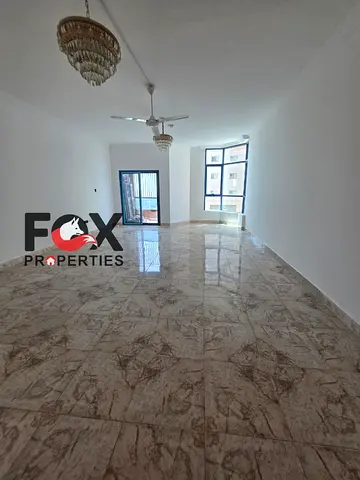 3rooms and a hall in Al Nuaimiya Towers / with a balcony / deluxe finishing / with a maid's room / built-in wardrobes / 3 bathrooms