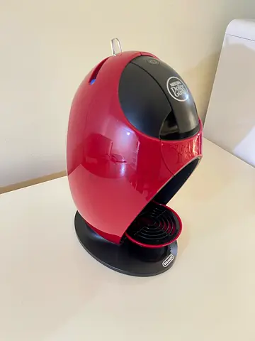 Nescafe Dolce Gusto Piccolo Coffee Machine - Red, Good Condition