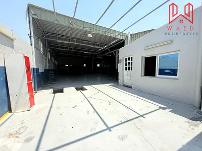 Spacious Garage Space for Rent - Ideal for Business