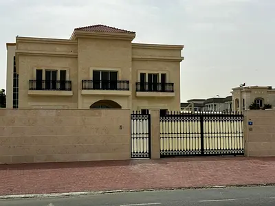 Exclusive 7 BR Spacious Luxury Villa