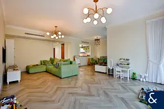 Renovated | 3 bedroom | Vacant on Transfer