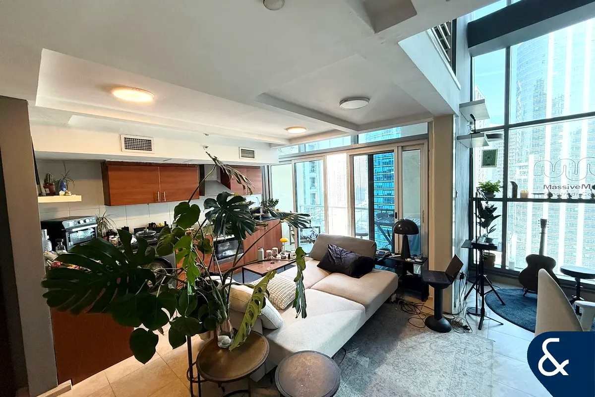 Unique Loft Apartment | Full Lake Views |